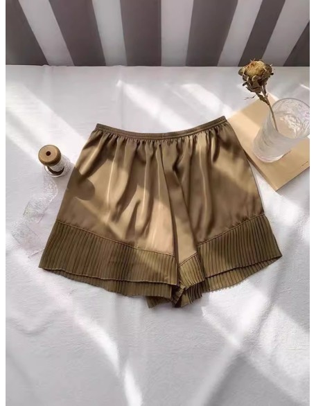 Pants anti-glare female summer can be worn outside the thin section of breathable loose ice silk bottoms shorts ruffled lace does not roll edge