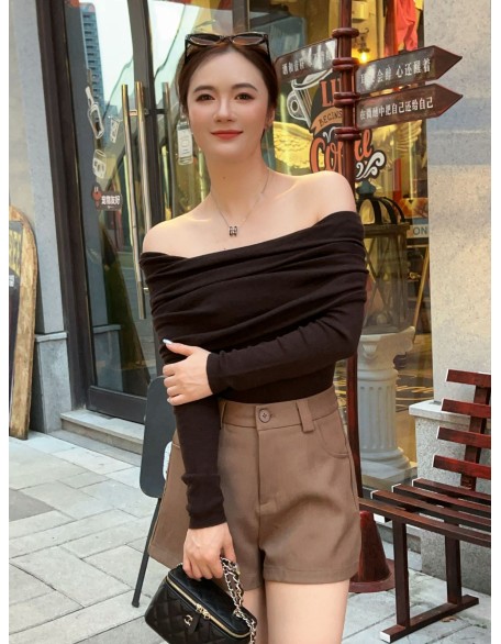 [Special Offers] Gentle style one shoulder Yangtze yarn knitted sweater for women in autumn, slim fit, high-end feeling, pleated off shoulder top