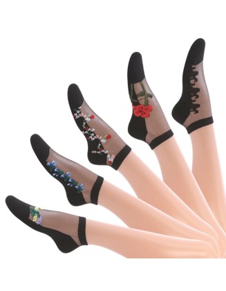 Ladies short tube crystal stockings spring and summer thin embroidered glass stockings non-slip socks