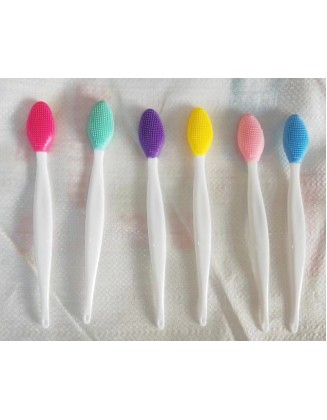 Long-handled beauty tools to clean pores artifact face corner cleaning stick blackhead cleaning brush silicone nose brush