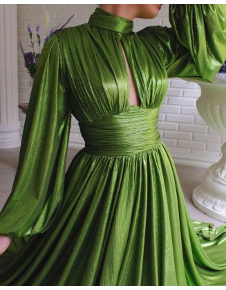 New 2024 spring and summer fashion color waist hanging neck swinging sexy avocado green dress long skirt.