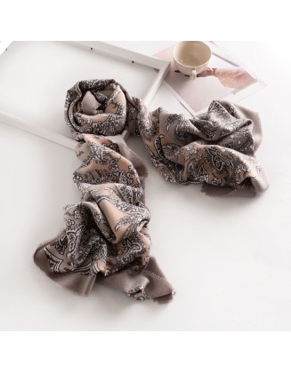 Ethnic style color matching scarf for women's artistic and retro printed imitation cashmere shawl scarf